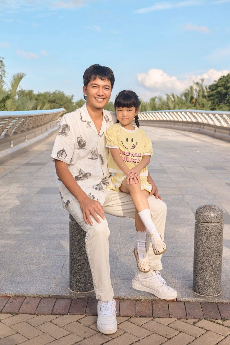Những khoảnh khắc khoe con đầy tự hào của Quang Tuấn trong Running Man Vietnam.