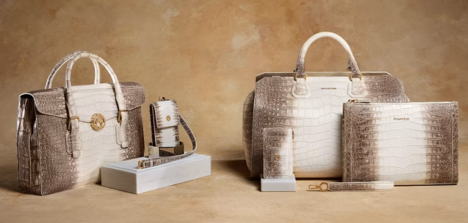 Những thiết kế túi xách của Stefano Ricci là sự kết hợp giữa kỹ nghệ chế tác da thủ công và tư duy thẩm mỹ xa xỉ.